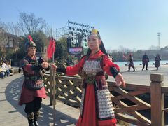 -茅山东方盐湖城景区