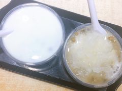 红豆薏米加鲜奶-百花传统甜品店(原址店)