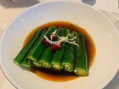 -港丽餐厅(高德置地店)