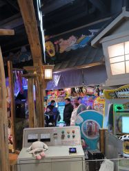 -卡通尼乐园(新达汇三林店)