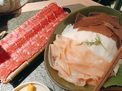 -三出山火锅(南京万象天地店)
