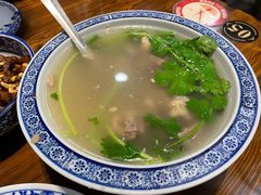 清汤牛腩-兰边碗(鼓楼店)