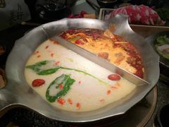 -湊湊火锅·茶憩(打浦桥日月光店)