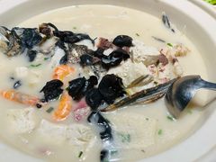 壹品鱼头皇-金稼园·金平湖农家菜
