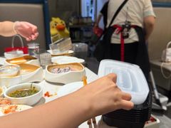-海底捞火锅(长宁路龙之梦店)