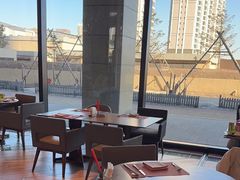 -松咖啡自助餐厅·松北香格里拉