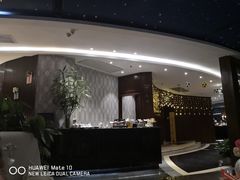 饮品区-粤海酒店-旋转餐厅