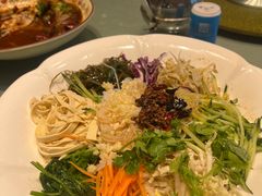 -老码头黑皮肘子锅包肉(赣水路店)