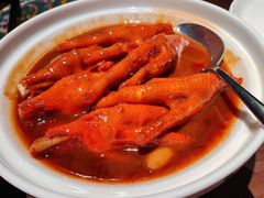 砂锅煨凤爪-海派悦庭·海胆烧麦·新融合菜(凯德广场店)