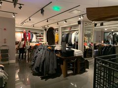 店内环境-Abercrombie & Fitch(天环广场店)