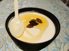 手工自制酸奶-巴扎美食·新疆菜·西域歌舞表演餐厅(新疆大厦店)