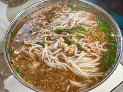 -正宗杨记普洱酸醋米线(总店)