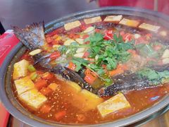 -三顾烤庐·烤鱼·烧烤·龙虾(奉贤店)