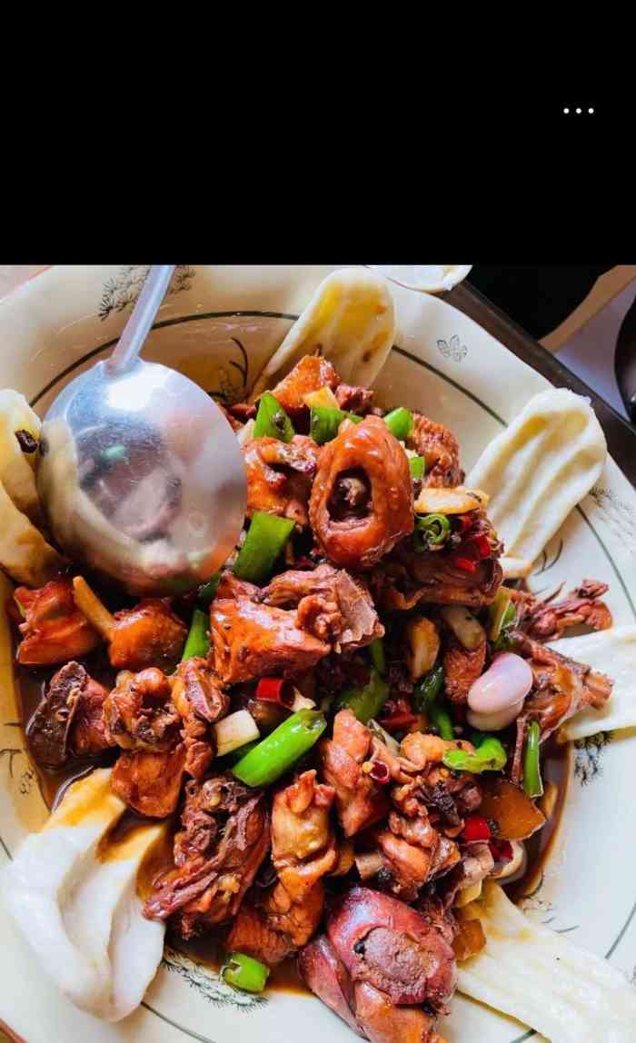 张大彪临沂炒鸡(院士港店"第一次吃临沂炒鸡94整整一大盆,味道特.