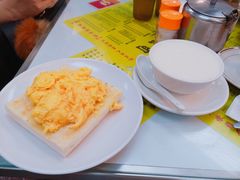 炒蛋多士-澳洲牛奶公司(佐敦店)