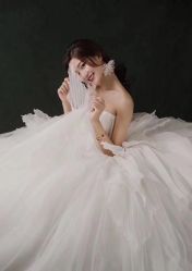 -LANYI COUTURE高级婚纱礼服改衣店
