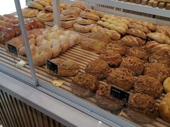 -焙丽拾光(麦凯乐直营店)