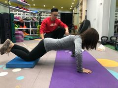 -CXFIT 陈徐健身工作室(凯旋店)