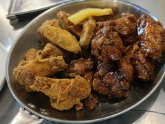 原味炸鸡和酱油鸡双拼-MI WU FACTORY米屋美食工厂餐厅(绿地店)