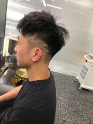 点击看大图 -即型男士理发工作室