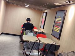 -麦当劳(洪山商场店)