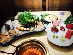 -余欢领鲜火锅(新街口店)