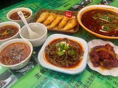 -令氏家外家周秦食府(高新店)