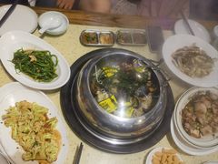 -船梆煮•蒸汽海鲜·炉火烤肉(五四广场店)