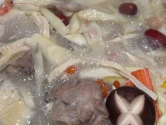 -三人行骨头王火锅(长寿店)