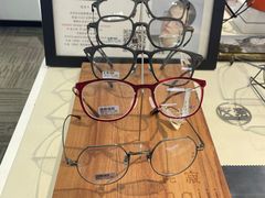 -浮光眼镜·蔡司视觉合作·数字验配中心(陆家嘴店)