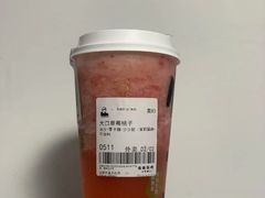 大口草莓桃子-LELECHA乐乐茶(新街口大洋店)