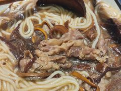 老鸡野生菌肥牛米线-云味馆·云南菜·云南米线(景田店)