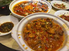 -俏湘厨•地道湘菜(建华南路店)