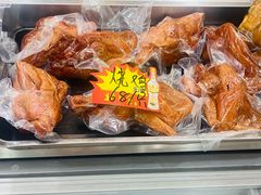 -老码头黑皮肘子锅包肉熏酱水饺(文政街店)
