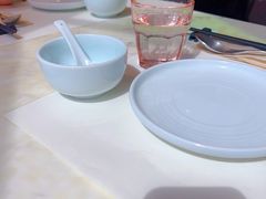 -港丽餐厅(高德置地店)