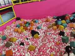 -反弹空间蹦床主题乐园