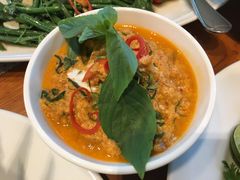-Chom Cafe and Restaurant