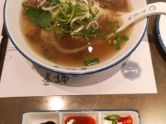 -美奈小馆·越南料理(中航城君尚购物中心店)