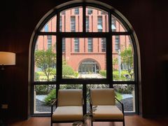 -晓风书屋(浙大紫金港店)