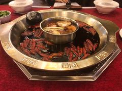 -山城年华老火锅(玉林店)