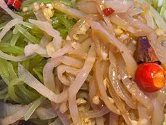 -山河屯铁锅炖(哈西站店)