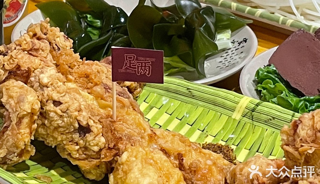 🔥难道你们没吃过臭豆腐螺蛳鸭脚煲⁉️