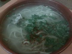 201204291327-亮亮面馆(经六路店)