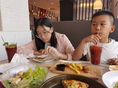 -必胜客(东莞地王店)