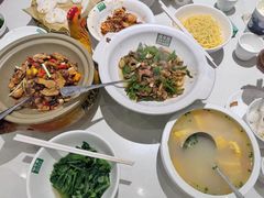 -绿草地·湘菜(7mall店)