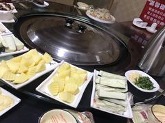 -俊家铁锅炖鱼(丹东店)