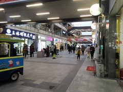 -港澳广场购物中心