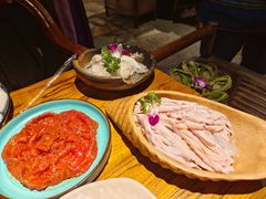 -老牌坊云南鱼豆花火锅(嵩山店)