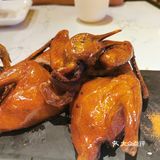 乳鸽口味还好，没有爆汁的惊喜