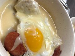 猪颈肉芝士捞公仔面-新记餐厅(香槟大厦店)